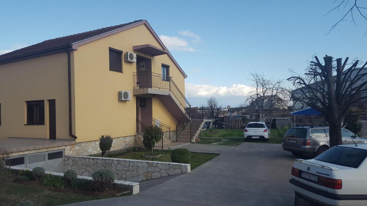 Hostel Vera - Airport Podgorica Exterior foto